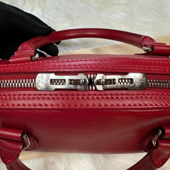 Authentic Louis Vuitton Jasmin Epi Leather Shoulder Bag - Picture 12 of 17